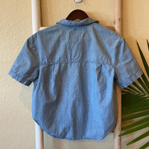 Zara slightly cropped chambray collared button down - Picture 7 of 9